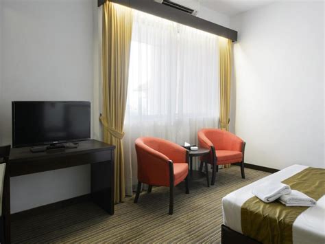 +60 45 77 00 63. Hotel Seri Malaysia Kepala Batas in Penang - Room Deals ...
