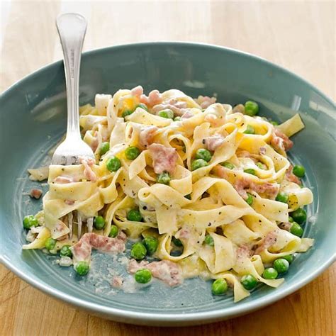 Tagliatelle with Prosciutto and Peas | Cook's Illustrated | Cooks ...