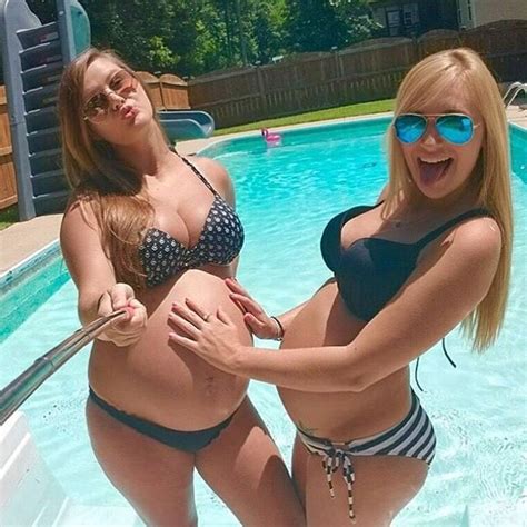 Pin On Sexy Pregnant Babes In Bikinis And Bathing Suits