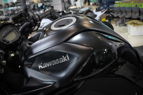 Cận Cảnh Kawasaki Z1000 2015 Màu đen đầu Tiên Tại Hà Nội 2banhvn