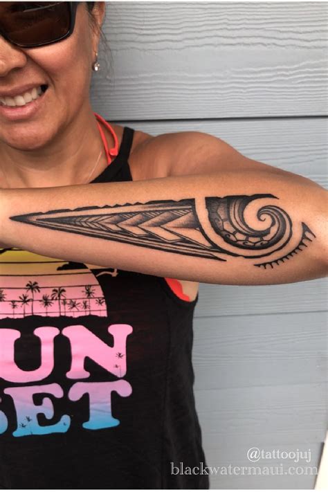 Womens Polynesian Tattoo In 2021 Maui Tattoo Waves Tattoo Tattoos