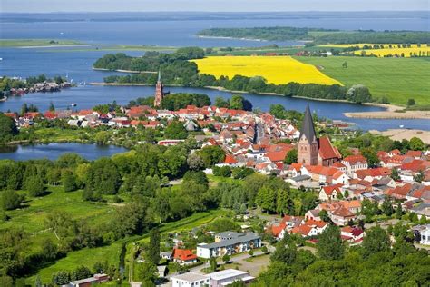 Dies alles und noch mehr finden sie bei uns unter wohnung mieten röbel /müritz. Strandhaus Uferpromenade****30m - Ferienhaus in Röbel ...