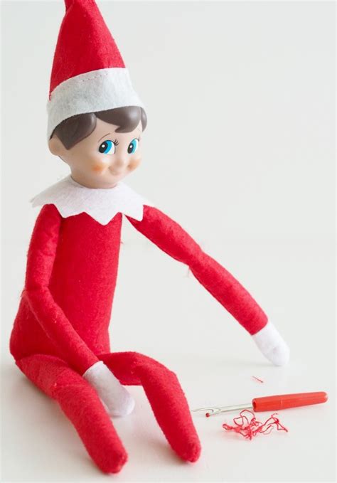 How To Draw A Elf On The Shelf