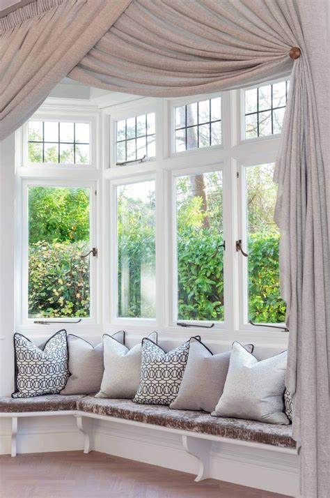 Let The Sun Shine In 10 Modern Bay Window Curtain Ideas To Brighten Up