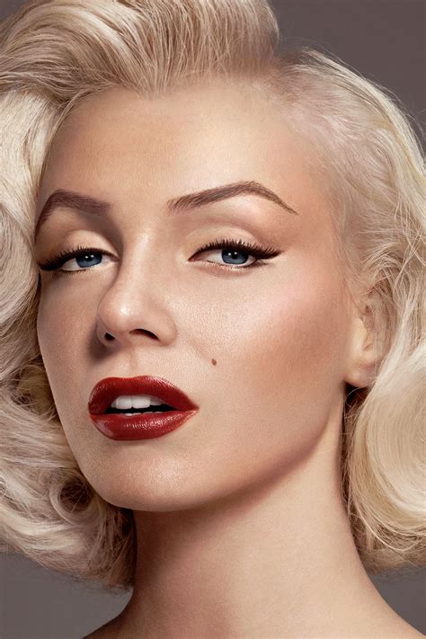 Carrera Eje Disfraz Mac Cosmetics Marilyn Monroe Empleo Reducción De