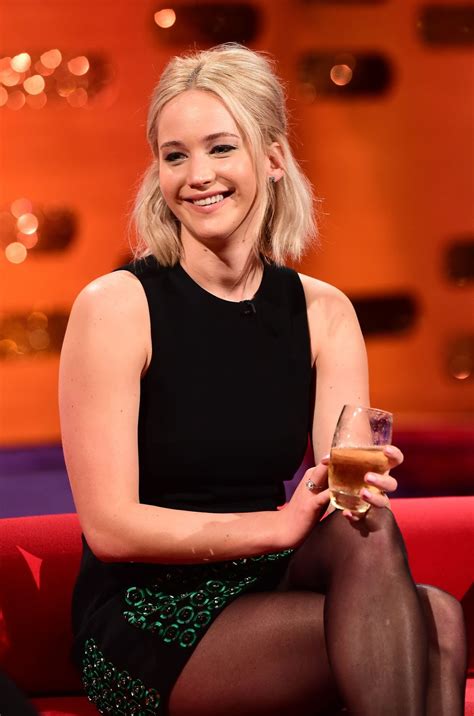 Jennifer Lawrence Going Glossy On The Graham Norton Show Fashionmylegs The Tights And