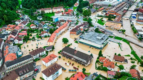 Slowenien: Drei Tote bei Unwetter | Weather.com