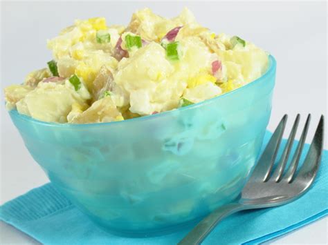 Old Fashioned Potato Salad Recipe And Nutrition Eat This Much