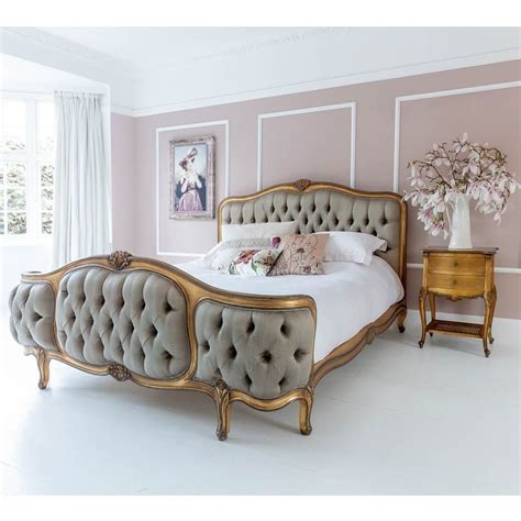 Palais De Versailles Curved Luxury Upholstered Bed Upholstered Beds