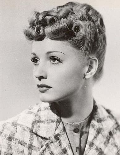 What Were The Most Popular Hairstyles Of The 1940s