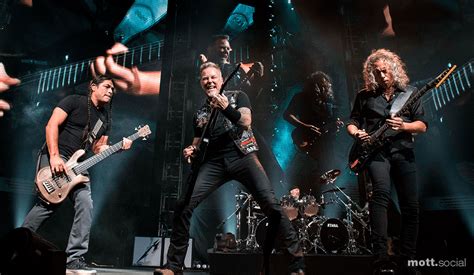 Bandas De Rock Pesado
