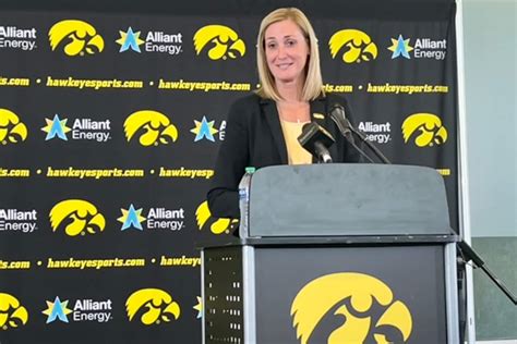 Beth Goetz The Right Fit For The Role Of Athletics Director At Iowa Bvm Sports