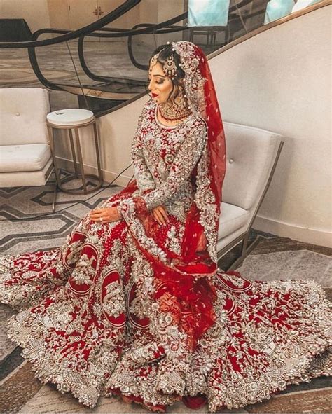 Pin By Sovebaalvi On Brides Asian Bridal Dresses Red Bridal Dress