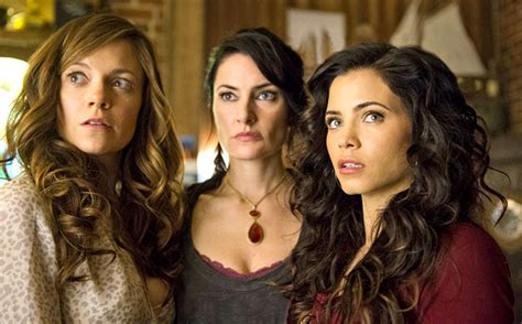 15 Enchanting Tv Shows About Witches Directv Insider