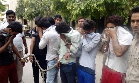 Police Bust Sex Racket In Noidas Sector 12 10 Held Hindustan Times
