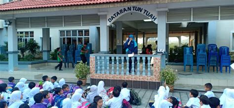 Ada 20 gudang lagu pelancaran minggu anti dadah 2021 terbaru, klik salah satu untuk download lagu mudah dan cepat. SEKOLAH KEBANGSAAN TUN SYED AHMAD SHAHABUDIN: PROGRAM ANTI ...