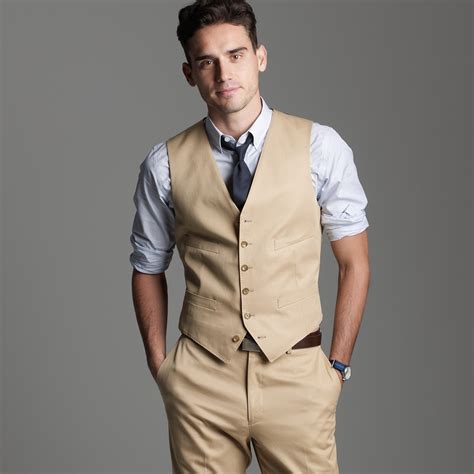 On occasions like these, men dress up, too. Semi-Formal Outfits For Guys-18 Best Semi Formal Attire Ideas