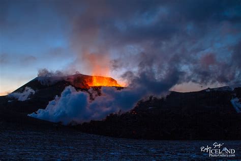 Fimmvörðuháls Volcanic Eruptions Iceland Landscape Photography