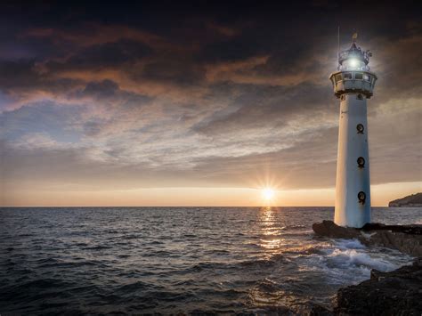 Phare Norvégien En Pleine Mer Fond Décran Et Images Gratuites