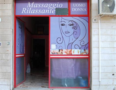 Centro Massaggi A Luci Rosse Sequestrato In Via Platen La Repubblica