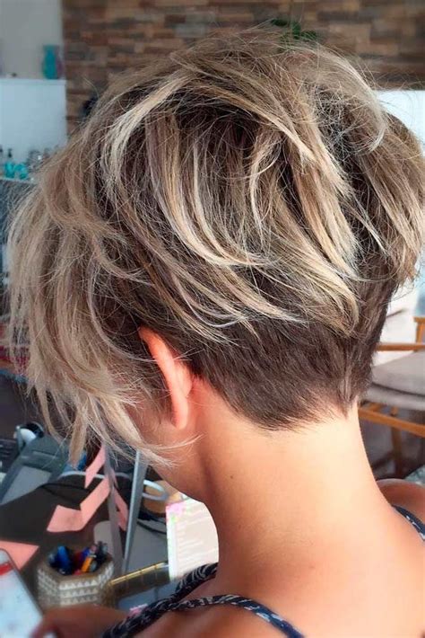 Find the best short hairstyles and haircuts with our 100+ inspiration image galleries. 20 Chic Short Hairstyles for Women 2020 - Pretty Designs