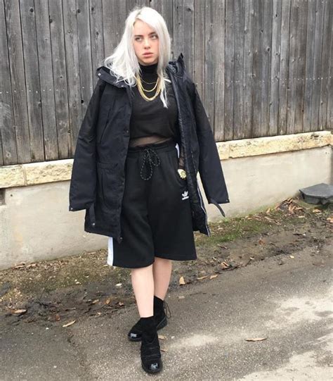 Billie Eilish Aesthetic Her Before And After Fashion Journey Elle