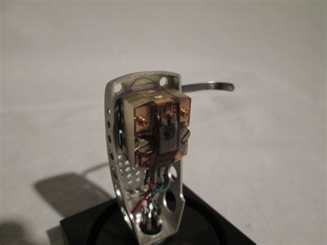 Bij inlevering van het oude element ontvangt u 20% van de laatst bekende adviesprijs bij aanschaf van een zelfde. Audio Technica AT-32 MC phono cartridge -sold/ご成約済- | 中古 ...
