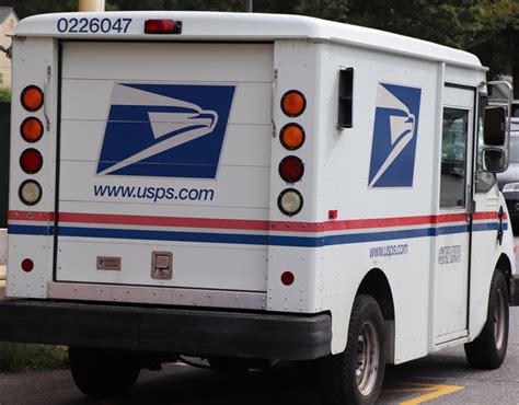 Suspects Stole Packages From Mail Truck In Takoma Park Montgomery