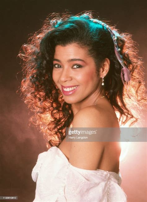Los Angeles 1983 Actress Singer Irene Cara Poses For A Portrait In News Photo Getty Images