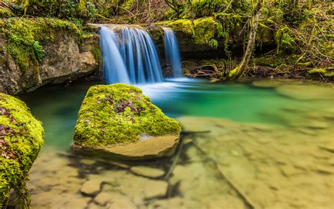 Nice Small Waterfall Clear Water Rocks With Moss Hd