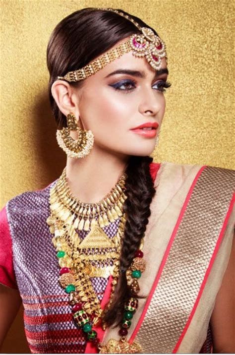 Who does not dream of a big grand wedding day? Reception Hairstyle and Indian Wedding Hair Style Ideas