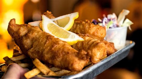 The mission of get battered fish & chips is to cook and serve the best fish & chips around, while introducing other english specialties such as bangers & mash, pork pies, shepherd's pies, pasties, and more. Soirée Fish & Chips et bière à 2€ à Lille