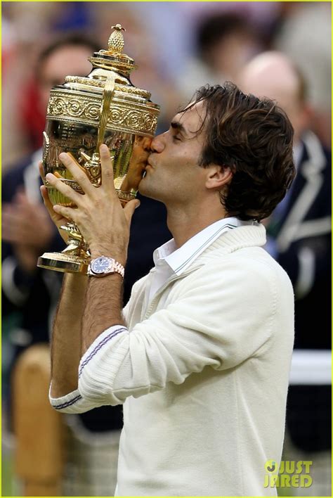 Roger Federer Wins Seventh Wimbledon Title Photo 2684627