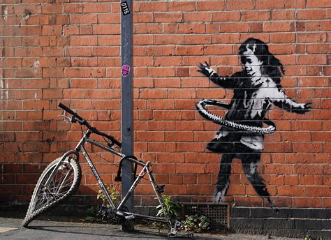 Banksy Das Sind Die Wichtigsten Werke Des Graffiti Künstlers