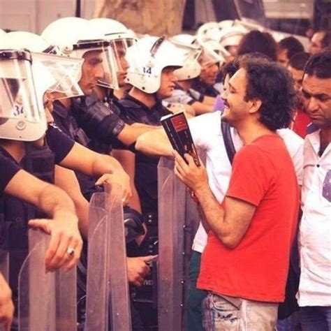 Incredible And Frightening Photos From Istanbul S Occupygezi In