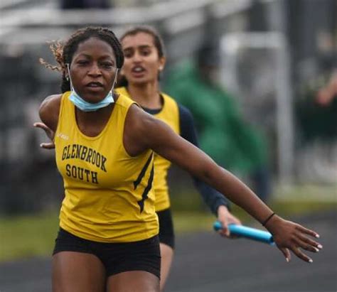 Glenbrook Souths Willits Wins 3 Events At Csl South Girls Track Meet