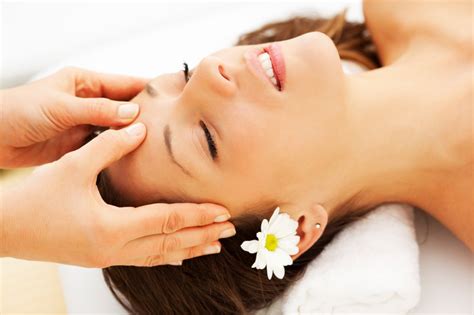 Head Massage Golden Touch Massage And Beauty Salon