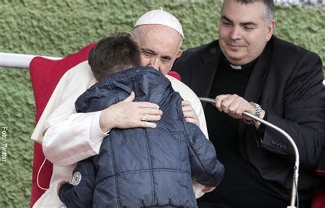 Niño Pregunta Al Papa Francisco Si Su Papá Ateo Irá Al Cielo