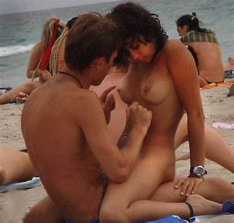 Naked On The Beach Sex Tubezzz Porn Photos