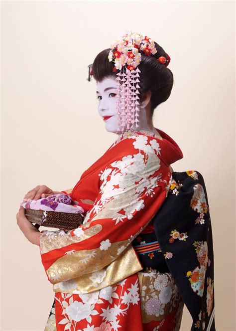 In this article, we'll examine who and what a geisha is and how the flower and willow world fits into japanese culture. Day 14: Traditional Japanese Arts, Geisha, Maiko and the ...