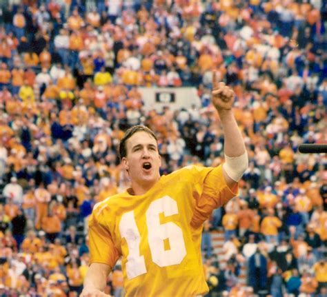 Peyton Manning Back In Orange Tennessee Alumnus Magazine