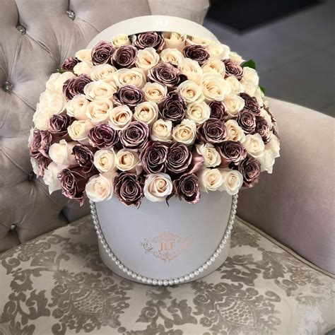 From perfect red roses to beautiful fresh flowers, we have the perfect gift just a few clicks away. Los Angeles Flowers - Same Day Flower Delivery | Same day ...