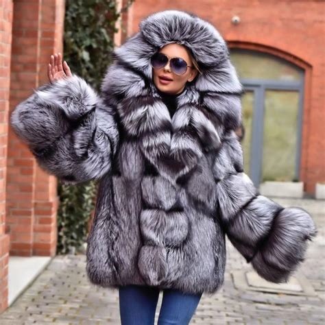 Pin By Evgen On Girls Fur Coat Fur Coat Fashion Fur Coats Women