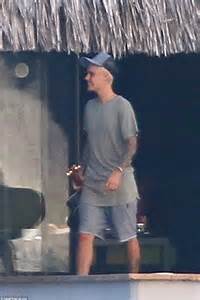 Justin Bieber Pictured Full Frontal Naked In Bora Bora With Jayde