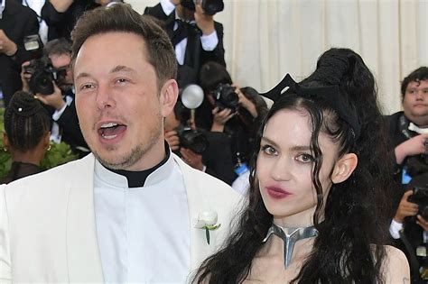 Grimes and elon musk attend 'heavenly bodies: Grimes Real Name : Coronavirus Grimes Talks Welcoming Baby ...