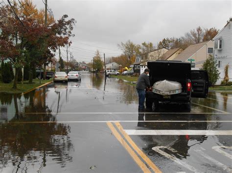 Hurricane Sandy Evacuees In Flooded New Jersey Towns Describe Fast