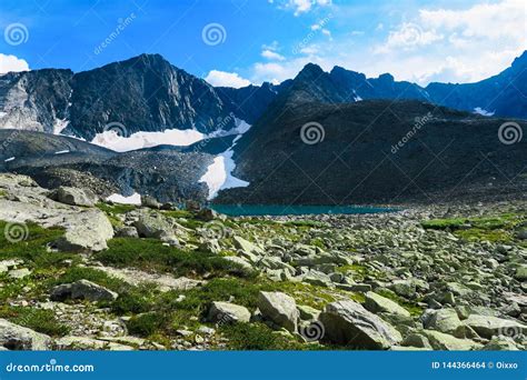Upper Akchan Lake Picturesque Blue Mountain Lake Altai Mountains