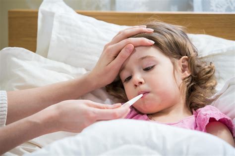 Conduite à tenir devant une convulsion sans fièvre, la crise convulsive convulsion hyperthermique crise tonico clonique généralisée fébrile traitement cas. Fièvre chez l'enfant : l'homéopathie pour la faire baisser