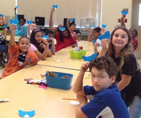 Allapattah Flats Students Learn To Create Artwork Using Origami Lucielink