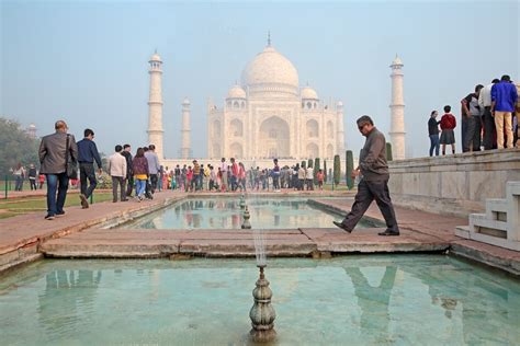 Índia Aumenta Ingressos Do Taj Mahal Para Conter Turismo De Massa